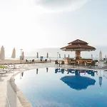 Apartment б003 в бийч резорт- море пред прозореца, плаж пред вратата !!! *