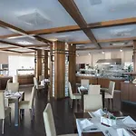 б003 в бийч резорт- море пред прозореца, плаж пред вратата !!! *