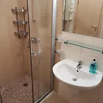 б003 в бийч резорт- море пред прозореца, плаж пред вратата !!!