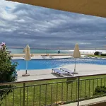 б003 в бийч резорт- море пред прозореца, плаж пред вратата !!! *