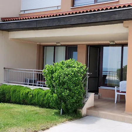 Apartment б003 в бийч резорт- море пред прозореца, плаж пред вратата !!! *