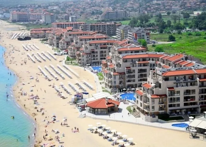 б003 в бийч резорт- море пред прозореца, плаж пред вратата !!! Apartment *