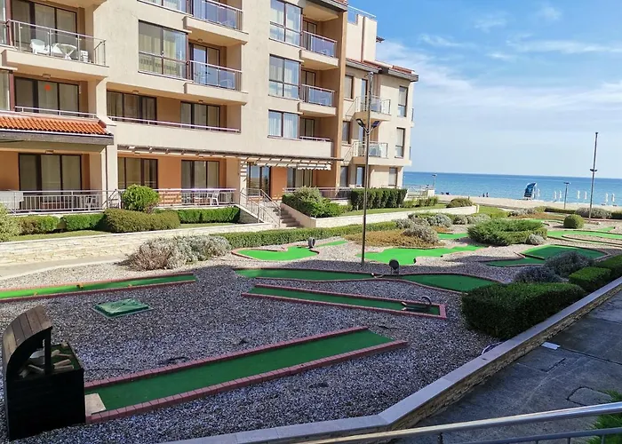 Apartment б003 в бийч резорт- море пред прозореца, плаж пред вратата !!! *