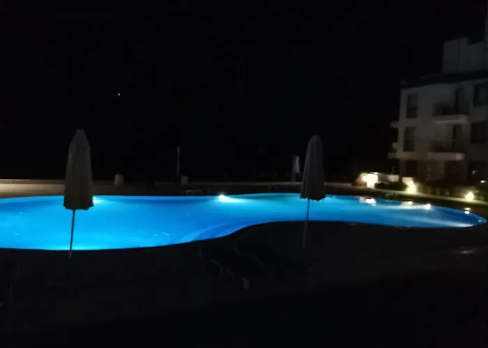 б003 в бийч резорт- море пред прозореца, плаж пред вратата !!! * Obzor